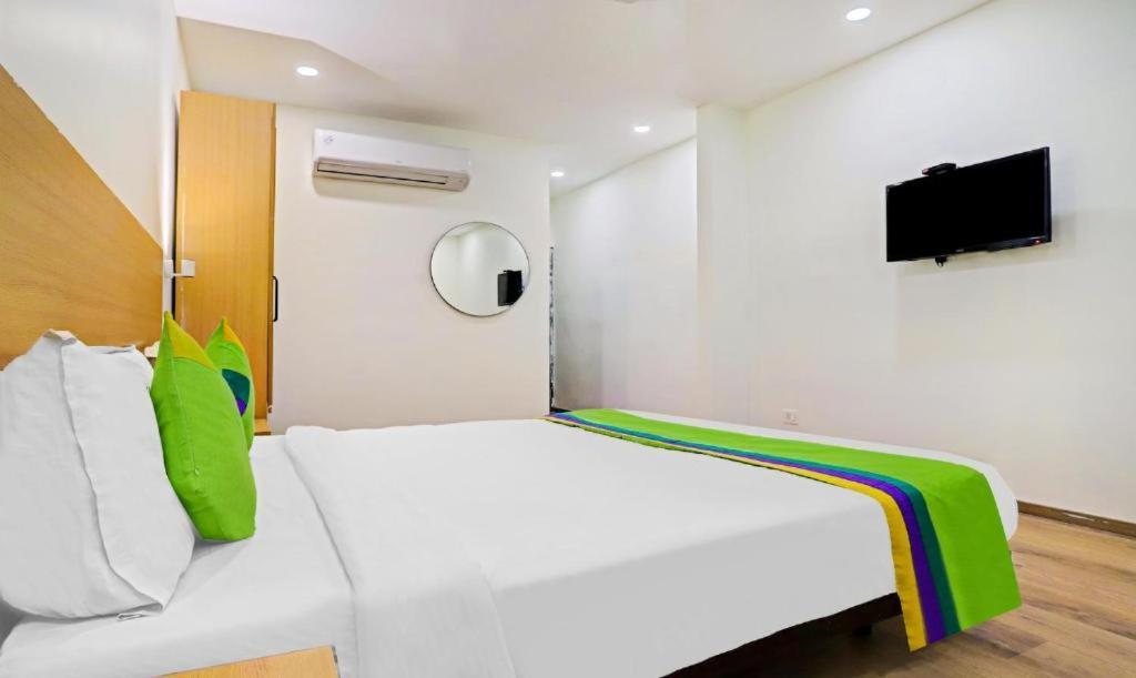 Hotel Orient Avenue Нагпур Екстериор снимка