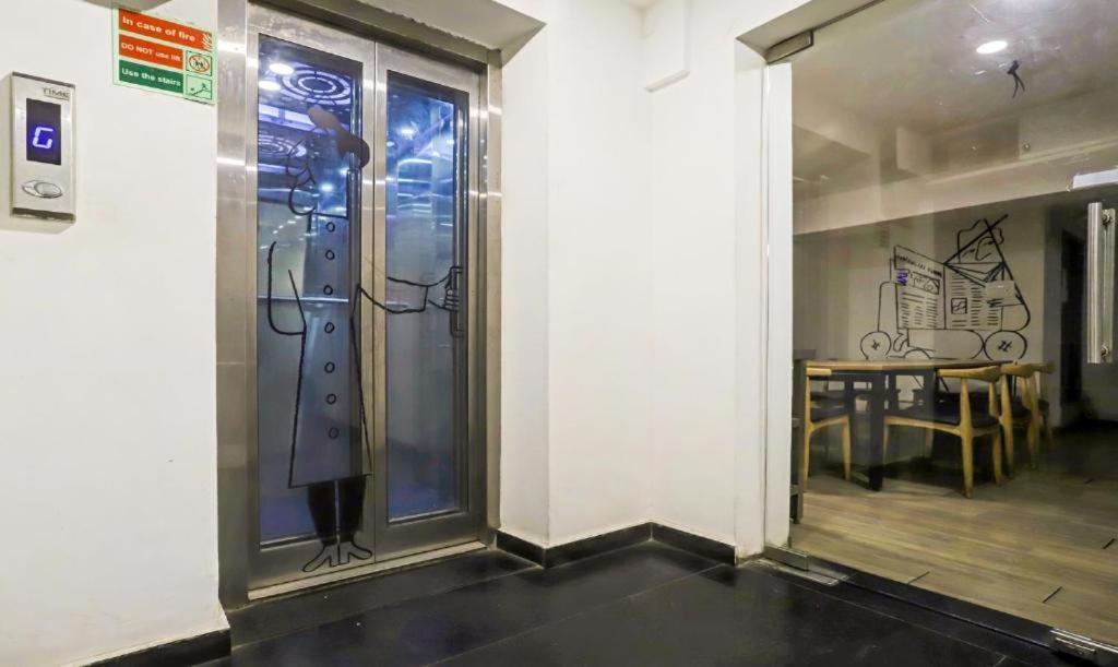 Hotel Orient Avenue Нагпур Екстериор снимка